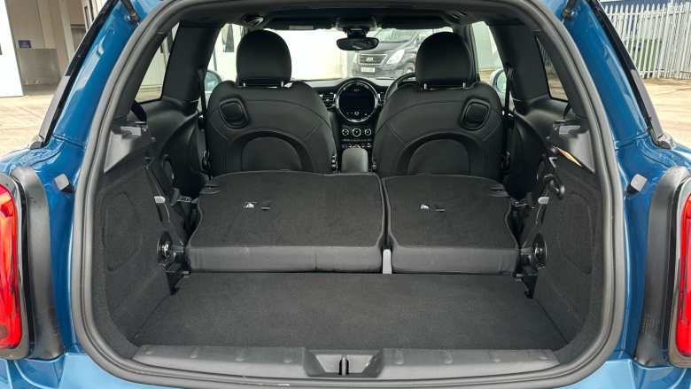 MINI Hatchback 2.0 Cooper S Sport 3dr Auto Petrol Hatchback